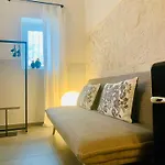 Unpazzoindietro فندق مبيت وإفطار