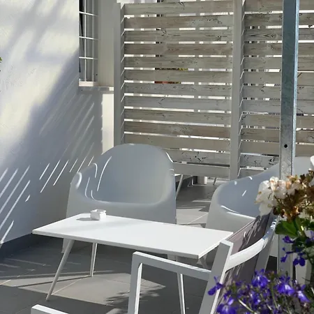 Unpazzoindietro 4* Monopoli