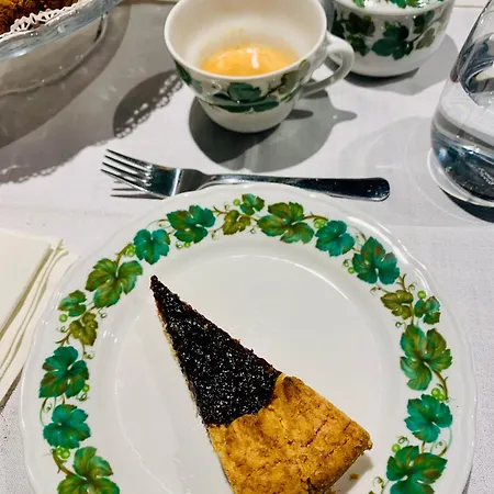 Unpazzoindietro Frühstückspension 4*